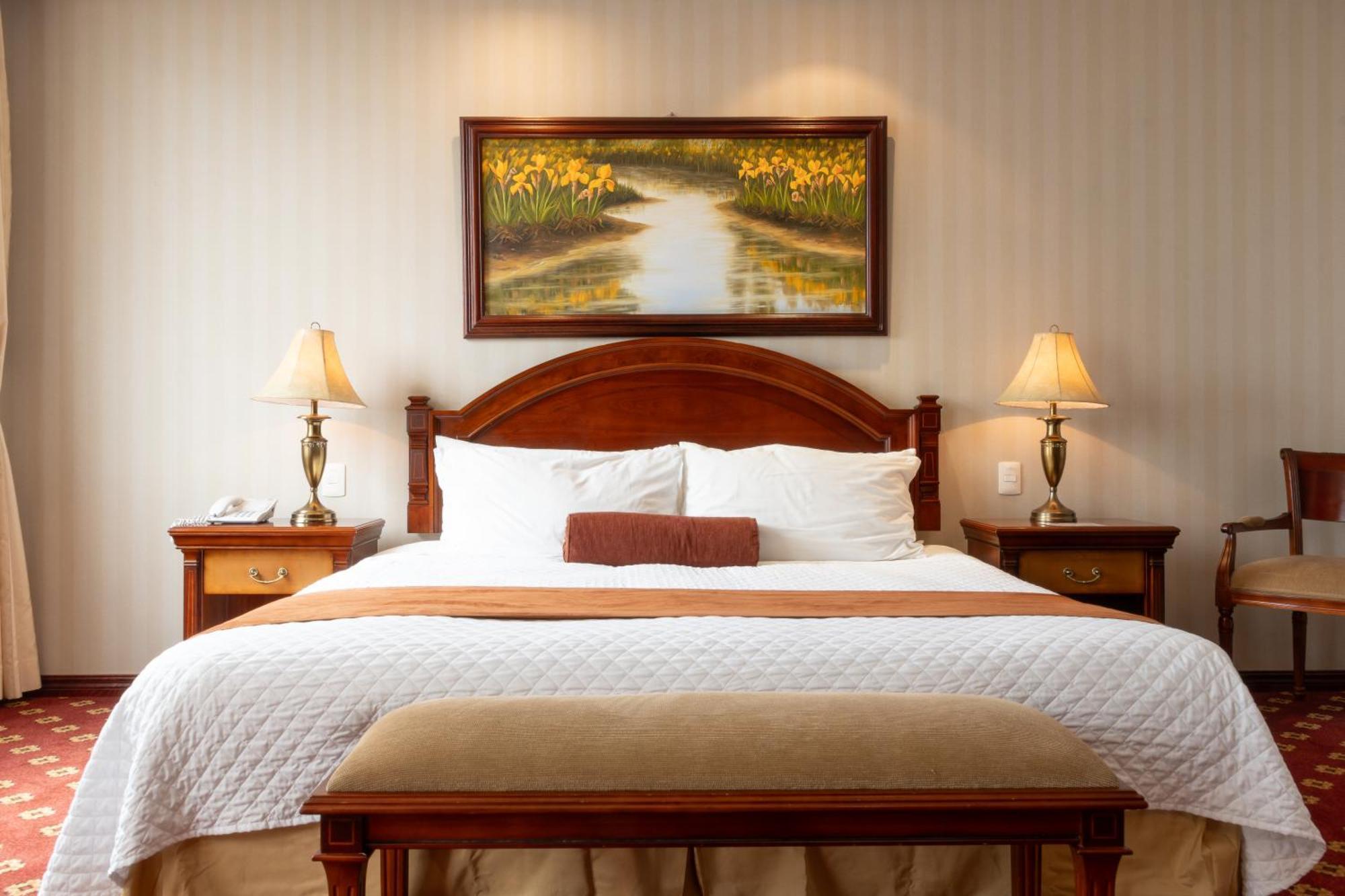 Grand Victoria Boutique Hotel 5*